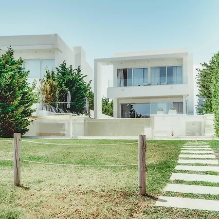 Villa Blue Waves 3 Beachfront Protaras
