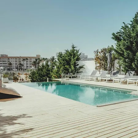 Villa Blue Waves 3 Beachfront Protaras
