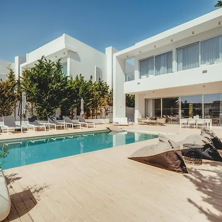 Villa Blue Waves 3 Beachfront *